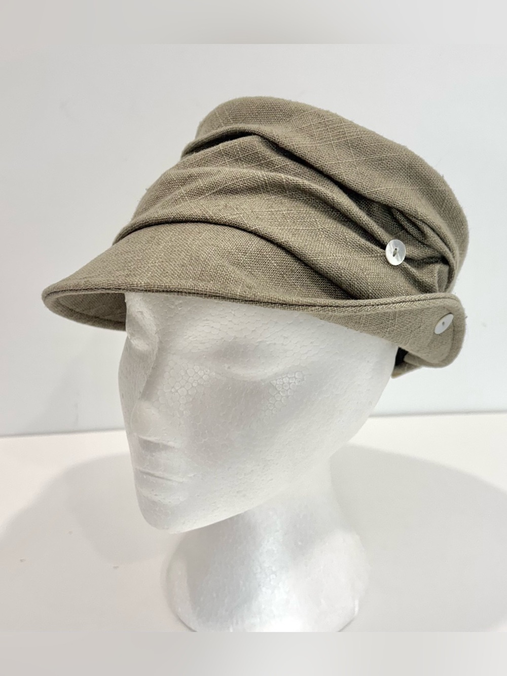 DeLux olive linen blend newsboy cap